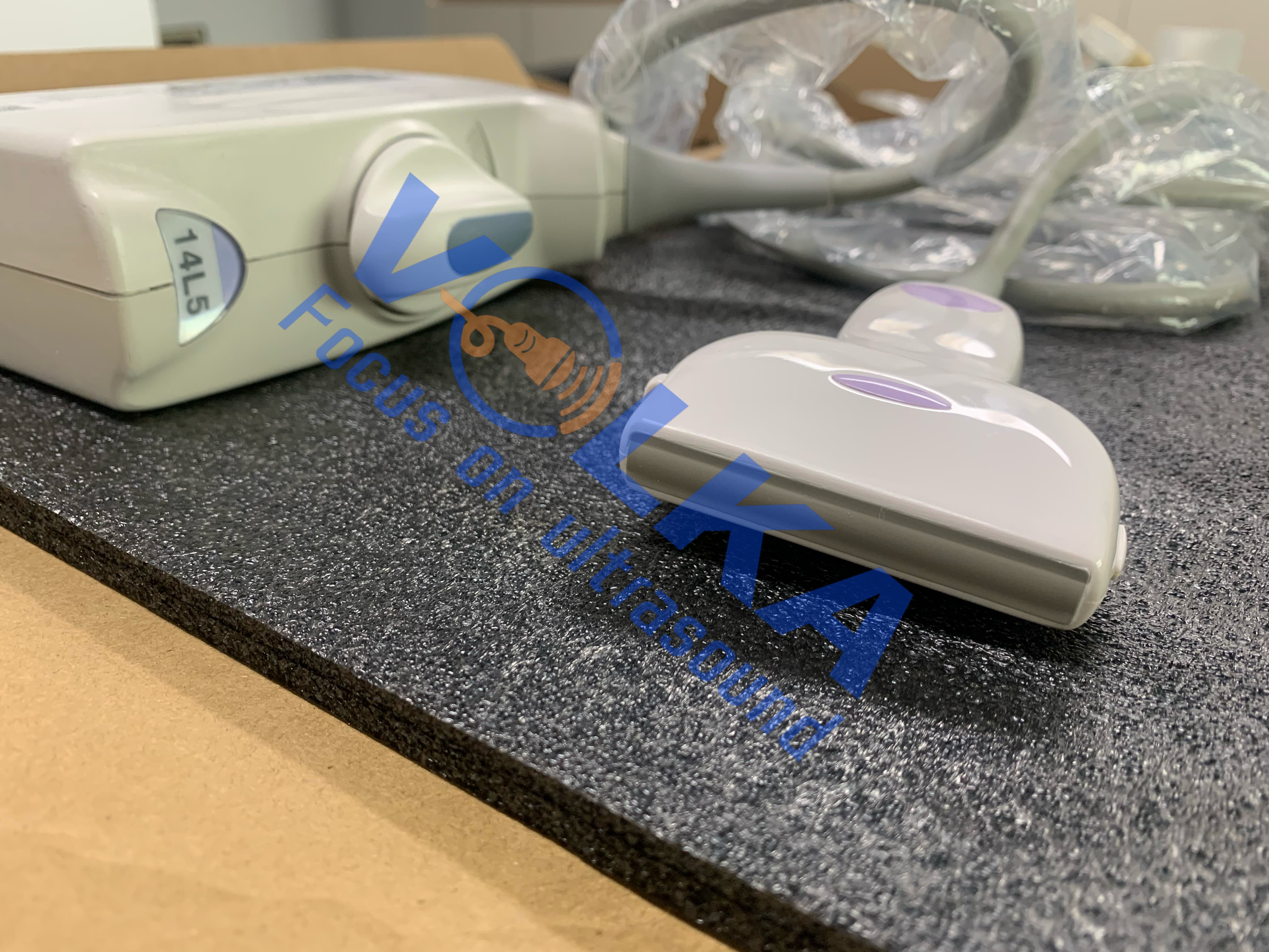 Canon Toshiba Aplio 300 Linear Vascular ultrasound probe PLT-1005BT